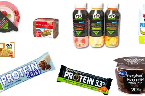 Zdjęcie przedstawia różne produkty proteinowe: jogurt, chleb, napoje, batoniki i pudding.