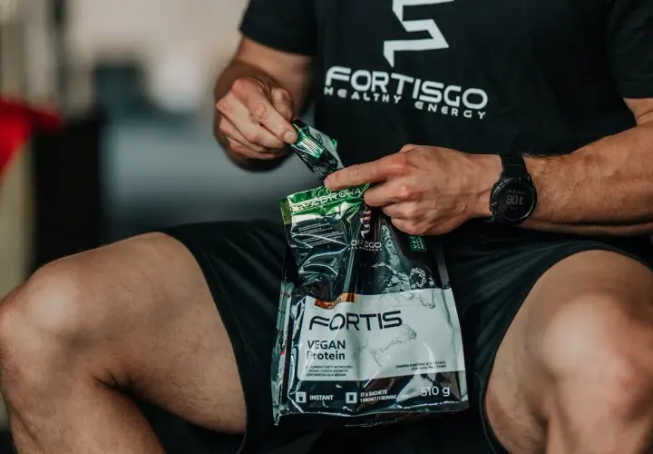 Ile kalorii ma shake proteinowy? Sprawdź, co naprawdę zjesz