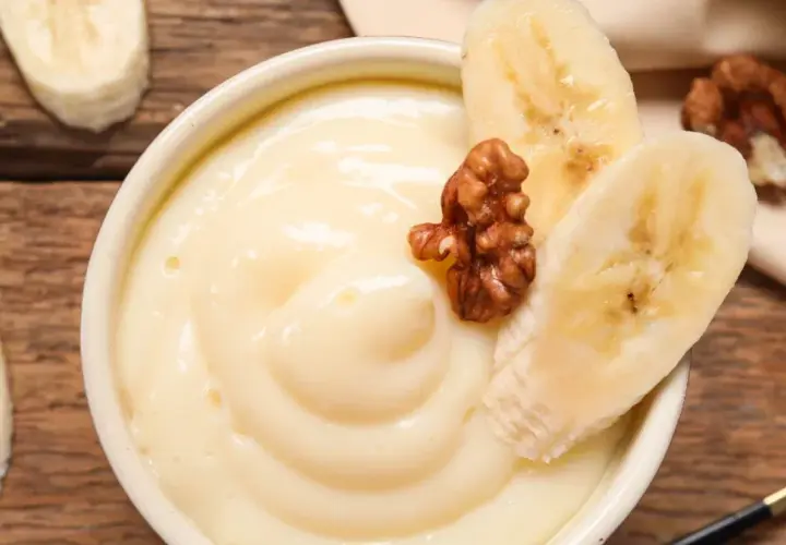 Jak zrobić pudding proteinowy - prosty przepis z wariantami dietetycznymi