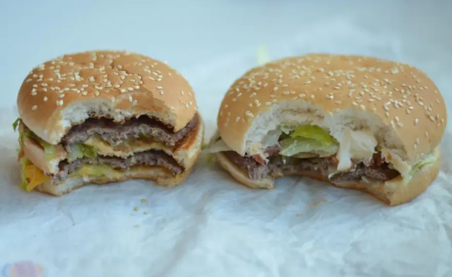 Ile kalorii ma zestaw Big Mac? Zaskakujące wartości kaloryczne